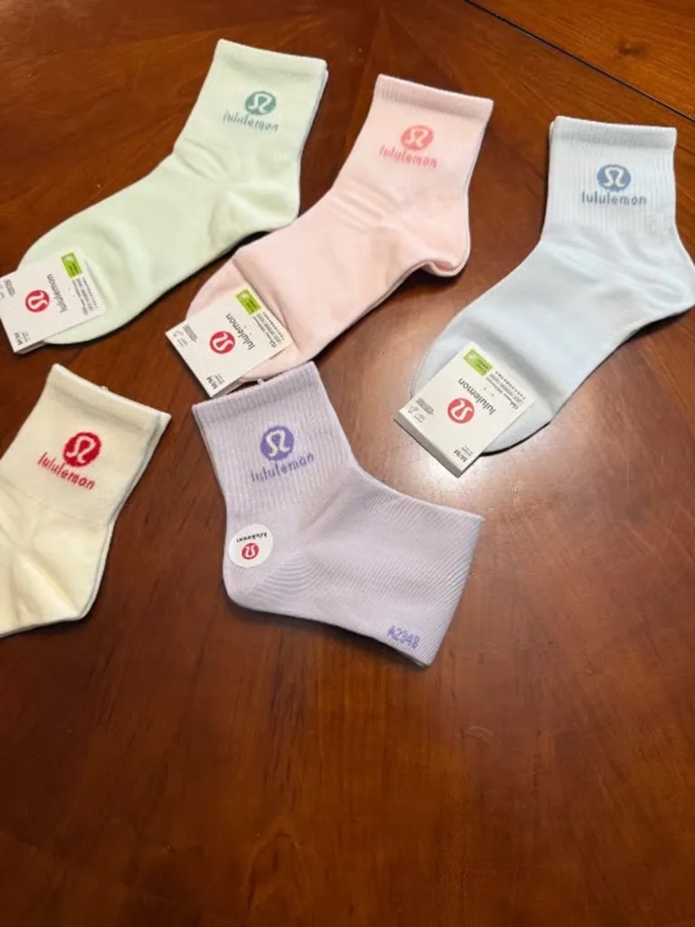 lululemon athletica Pastel Ankle Sock Set - Mint, Blush, Sky, Cream, Lavender - Picture 4 of 4